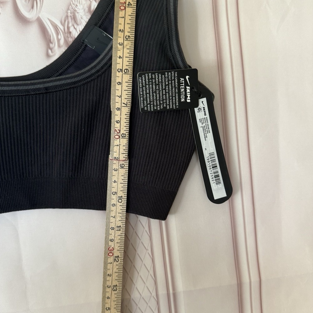 NWT SKIMS X Nike Ribbed Seamless Micro Scoop Bra Sz S Obsidian/Armor - Picture 7 of 11